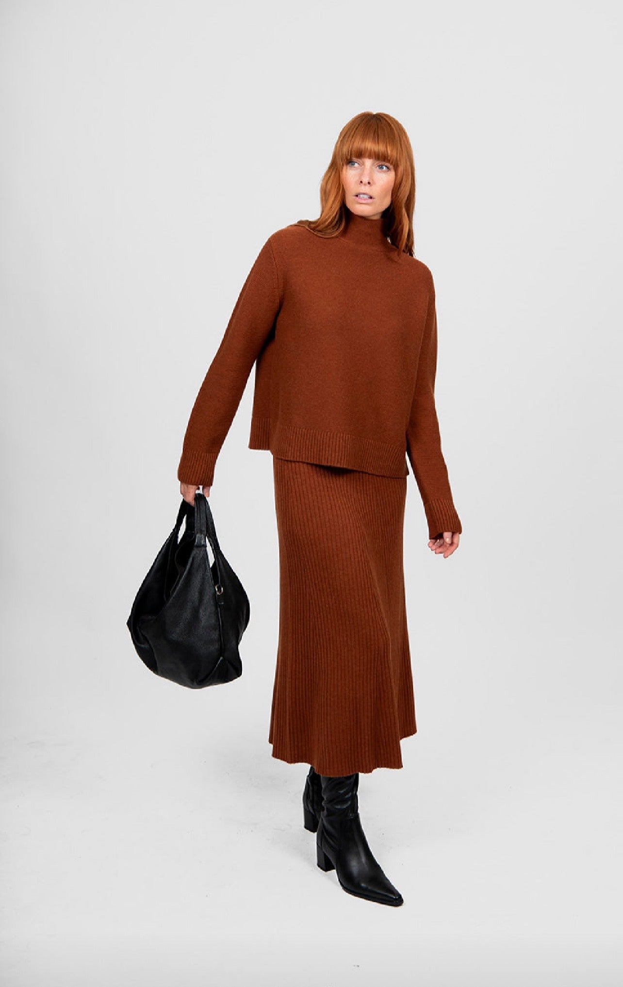 WOMENS' FASHION